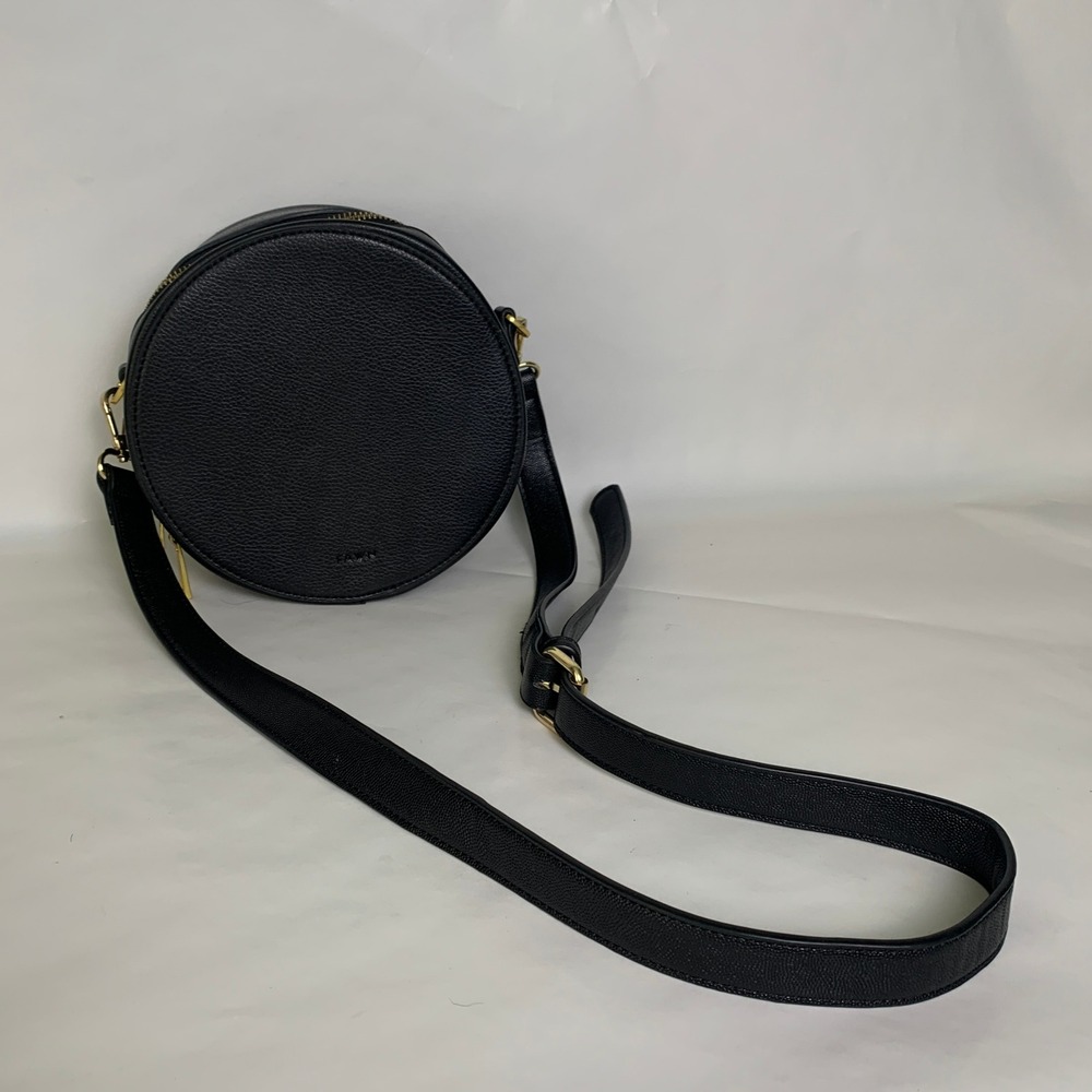 Fawn Design Circle Bag Black Pebbled Vegan Leather Crossbody Round Purse Gold HW